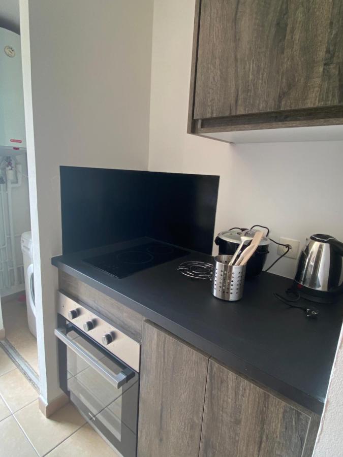 Appartement F2 Avec Piscine Saint-Andre Εξωτερικό φωτογραφία